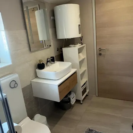 Natura 7 *