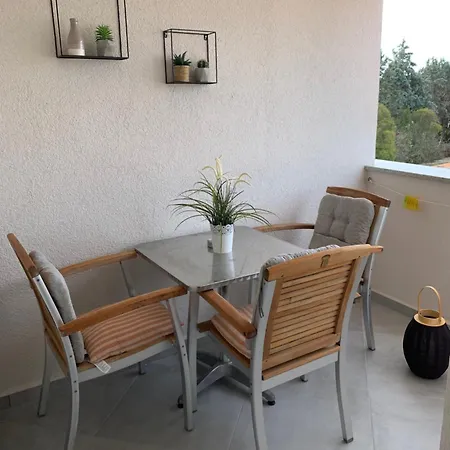 Natura 7 Apartment