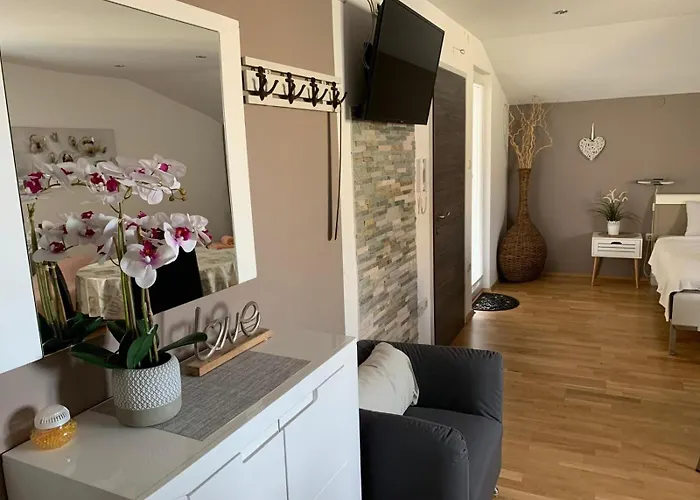 Gostinjska kuća Natura 7 3*